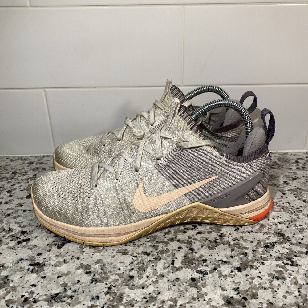Nike Women's Metcon DSX Flyknit 2 White Peach Running Shoes Sneakers Size 8.5 US